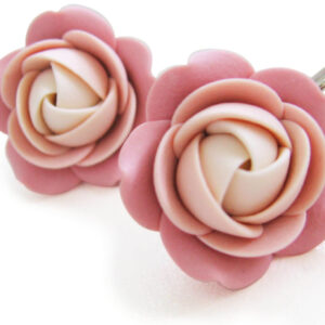 Troli Smetanovo-starorůžové visací náušnice kytičky